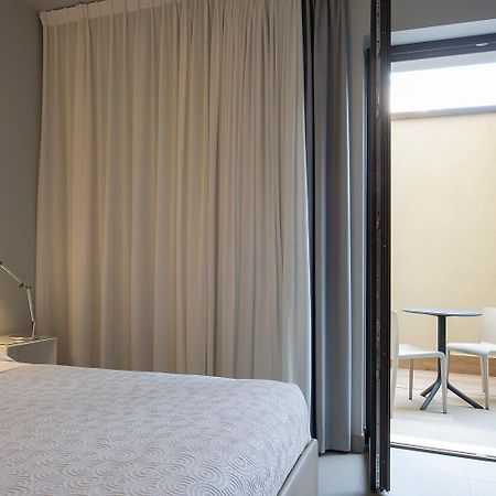 Hotel Verona Ngoại thất bức ảnh