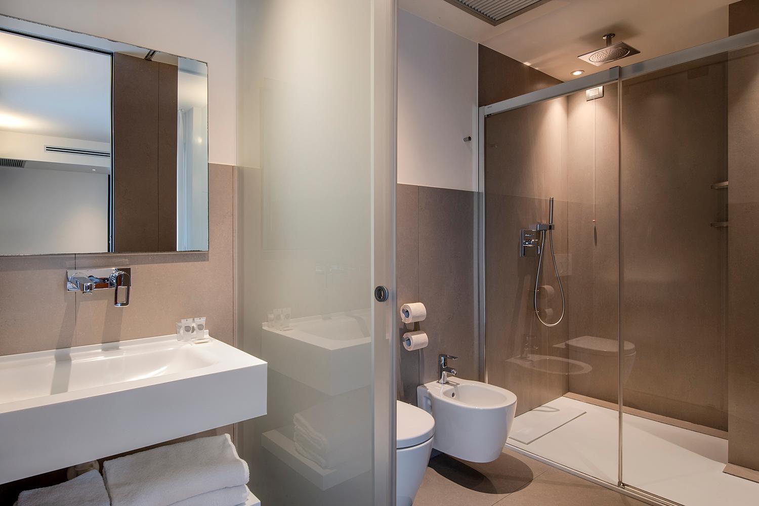 Hotel Verona Ngoại thất bức ảnh