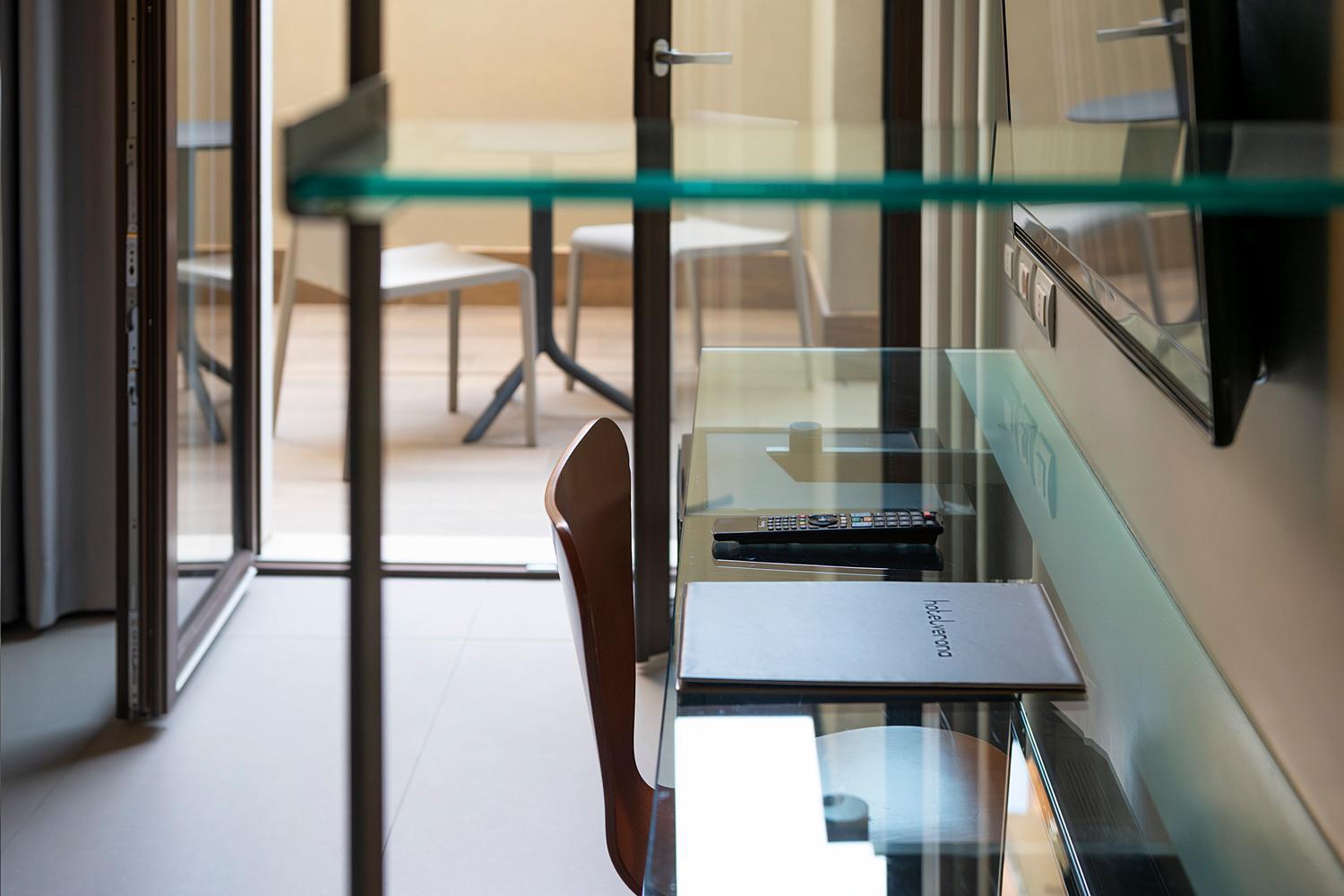 Hotel Verona Ngoại thất bức ảnh