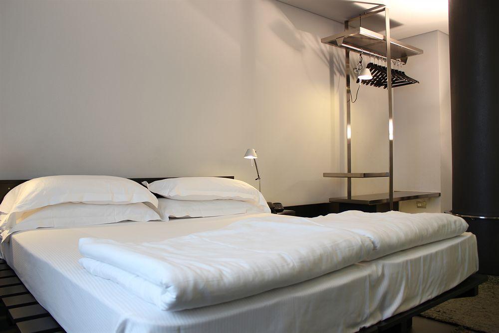 Hotel Verona Ngoại thất bức ảnh