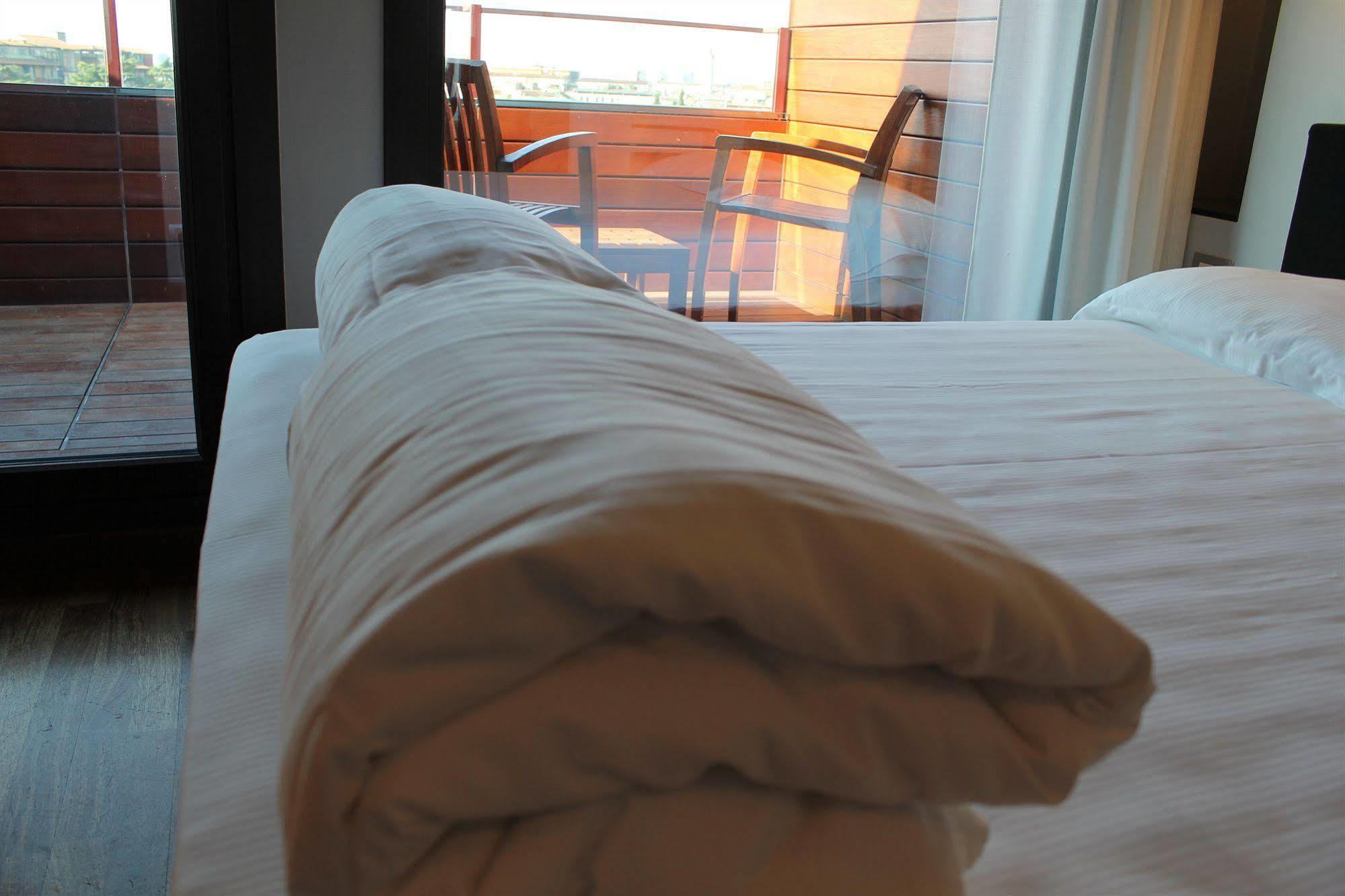 Hotel Verona Ngoại thất bức ảnh