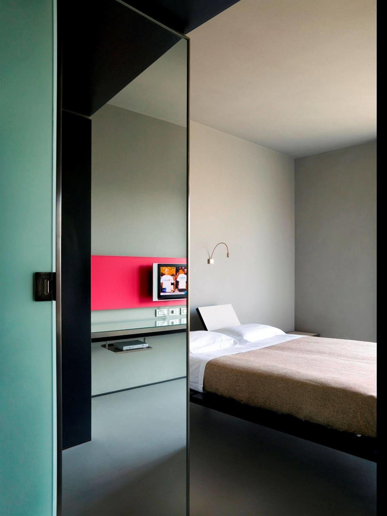 Hotel Verona Ngoại thất bức ảnh